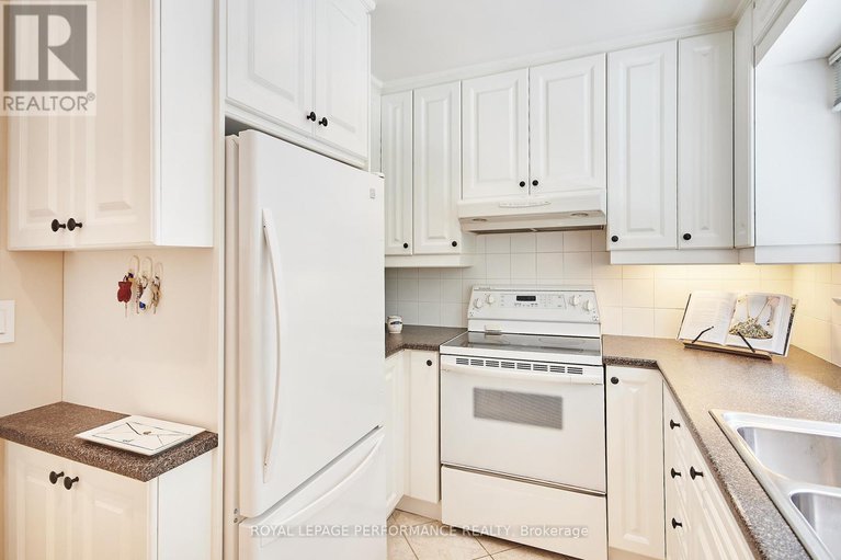 29341619/364-cunningham-avenue/alta-vistafaircrest-heights/ottawa/ontario/K1H6B4_8