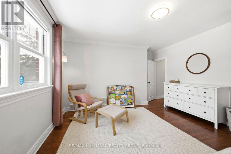 29404506/340-cunningham-avenue/alta-vistafaircrest-heights/ottawa/ontario/K1H6B4_28