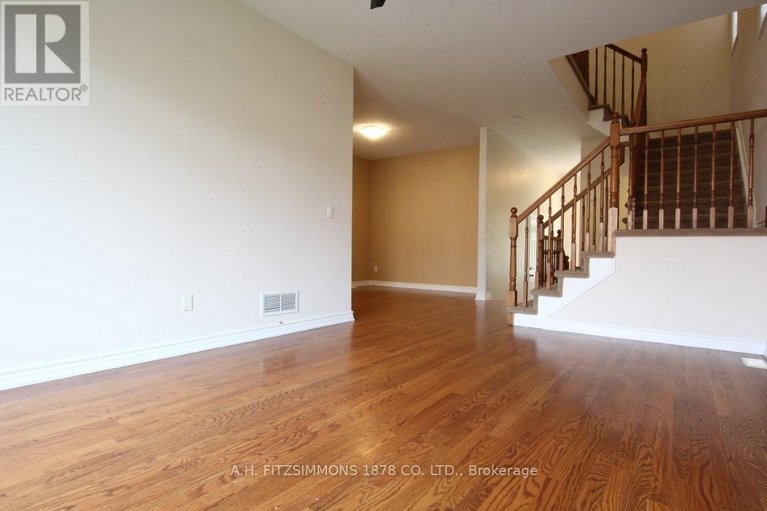 29612921/361-glenbrae-avenue/morgans-grantsouth-march/ottawa/ontario/K2W0C2_5