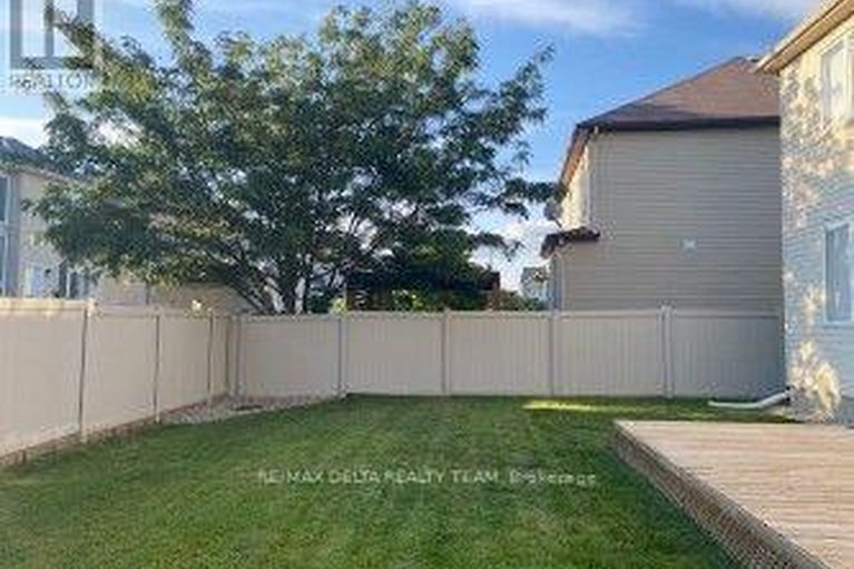 29595405/1889-montmere-avenue/notting-hillsummerside/ottawa/ontario/K4A0E7_31