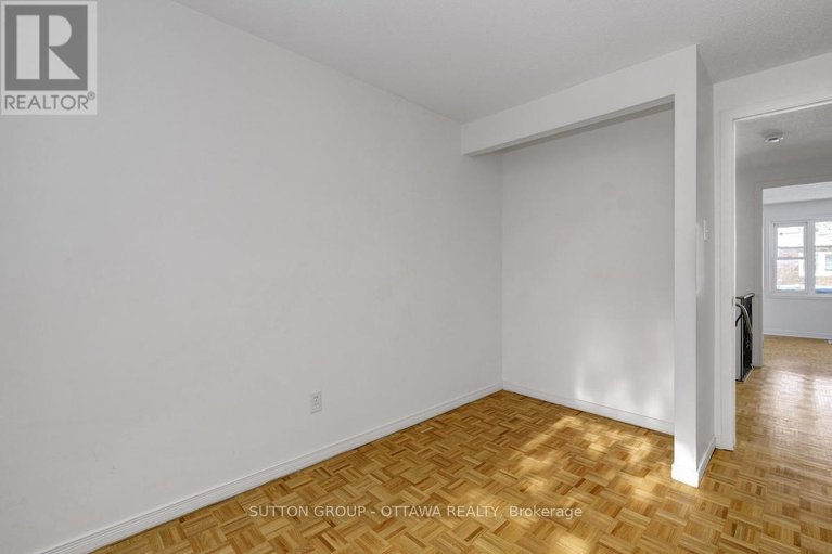 29352331/54-920-dynes-road/carleton-square/ottawa/ontario/K2C0G8_32