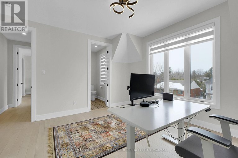 28550899/623-rowanwood-avenue/mckellarhighland/ottawa/ontario/K2A3E3_21