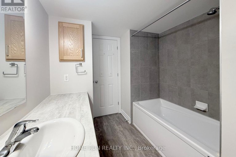 28962050/6-50-barnstone-drive/barrhaven-east/ottawa/ontario/K2G6X2_28