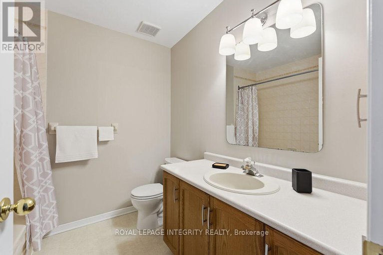 29244318/34-furlong-crescent/bridlewood/ottawa/ontario/K2M2J1_23