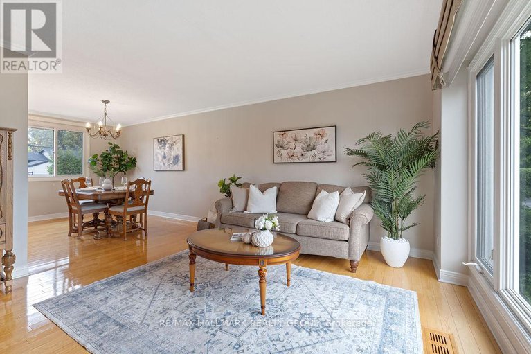 28907576/1570-marcoux-drive/bilberry-creekqueenswood-heights/ottawa/ontario/K1E2J9_11