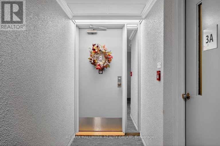 28916284/304-915-elmsmere-road/beacon-hill-south/ottawa/ontario/K1J8H8_5