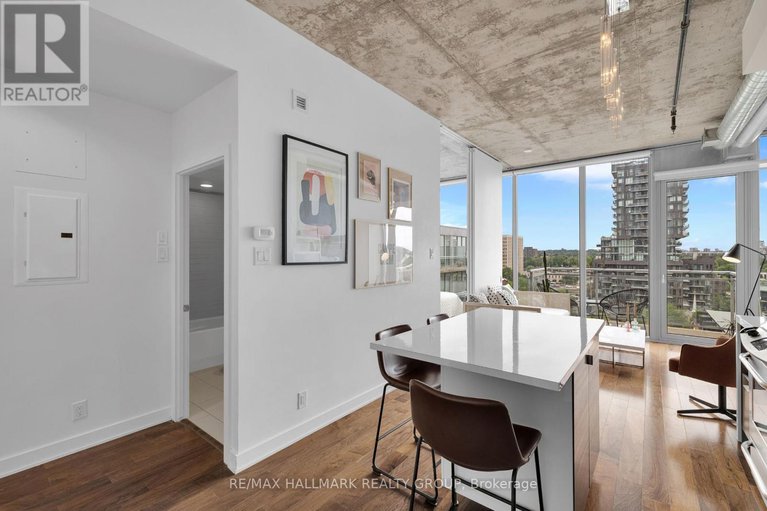 28532550/933-340-mcleod-street/ottawa-centre/ottawa/ontario/K2P1A4_7