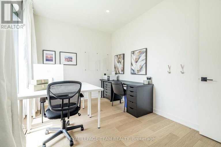 28678296/1995-lenester-avenue/mckellar-heightsglabar-park/ottawa/ontario/K2A1K4_16