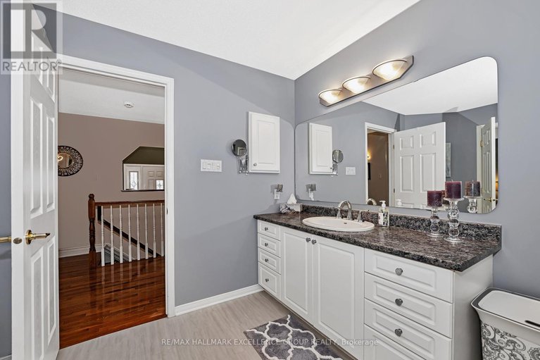 28907954/2360-lorraine-street/clarencerockland-twp/clarence-rockland/ontario/K4K1K7_20