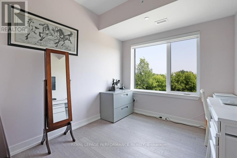 28530470/unit-308-280-herzberg-road/morgans-grantsouth-march/ottawa/ontario/K2A1H1_29