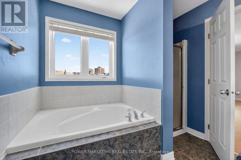 29398266/119-finn-court/ridgemont/ottawa/ontario/K1V2C6_33