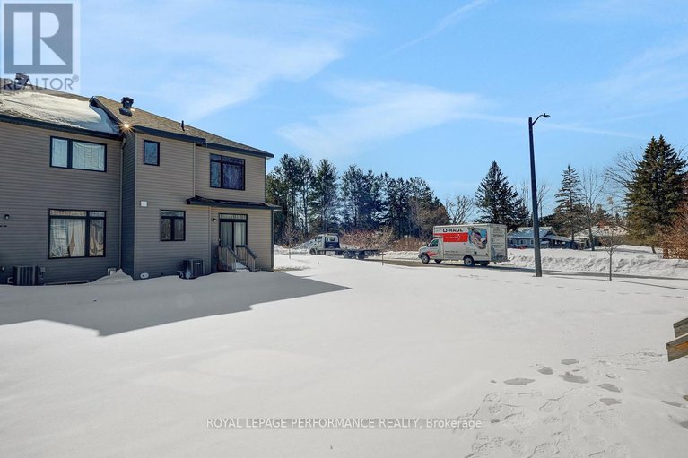 29445576/51-moosonee-crescent/riverside-southgloucester-glen/ottawa/ontario/K4M0M1_82