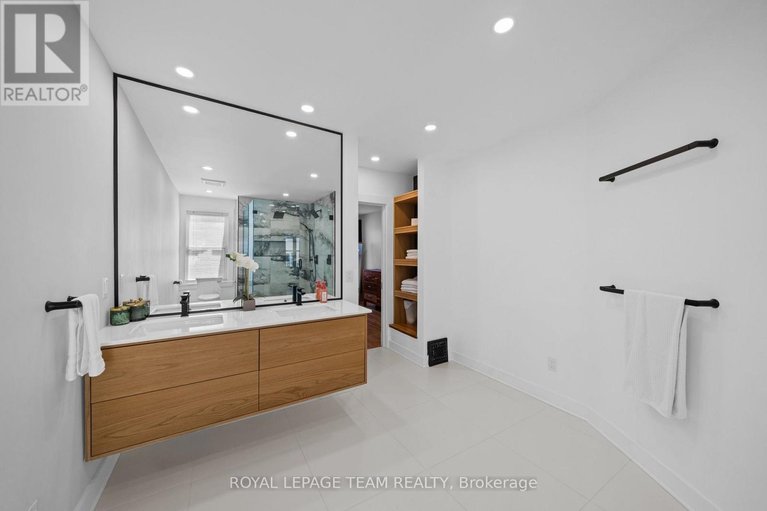 29642086/148-bruyere-street/lower-townbyward-market/ottawa/ontario/K1N5E1_32