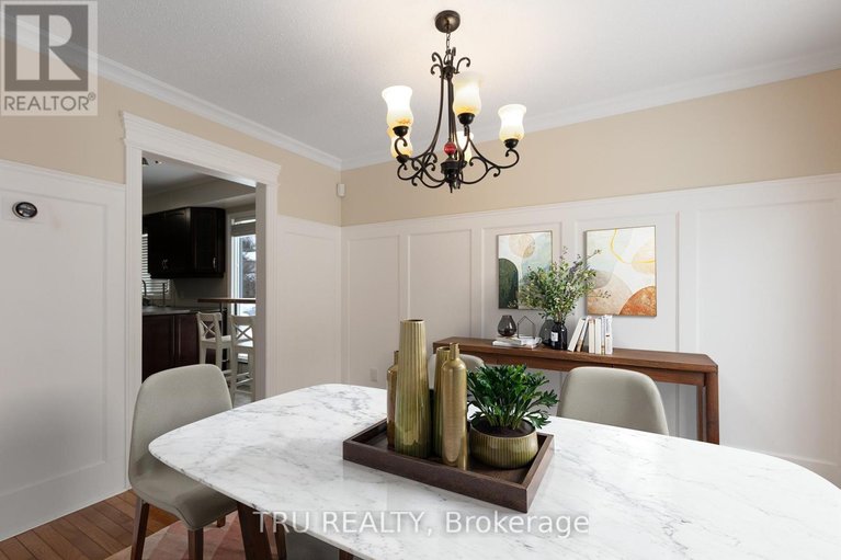 29669051/1078-st-emmanuel-terrace/convent-glen-north/ottawa/ontario/K1C2J7_18