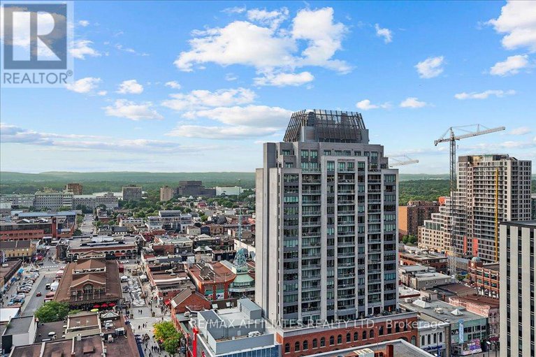 28611081/1003-90-george-street/lower-townbyward-market/ottawa/ontario/K1N0A8_41