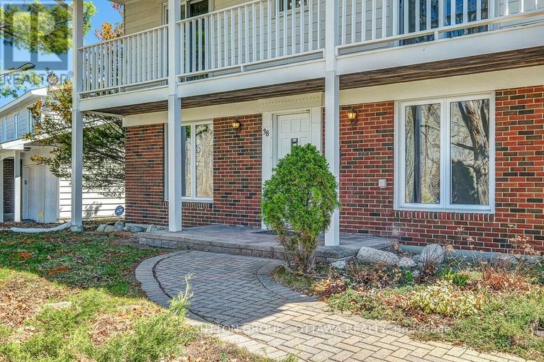 29636036/38-beaver-ridge/city-viewskylinefisher-heightsparkwood-hills/ottawa/ontario/K2E6C7_5