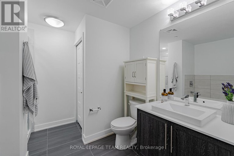 29019844/1106-200-inlet-private/chatelaine-village/ottawa/ontario/K4A5H3_21