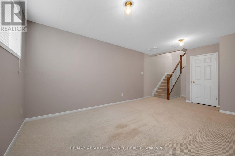 28707835/124-forestcrest-street/chapel-hill/ottawa/ontario/K1C7R3_34