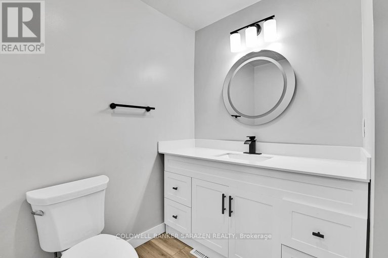 29151474/54-greenboro-crescent/hunt-club-parkgreenboro/ottawa/ontario/K1T1W5_14