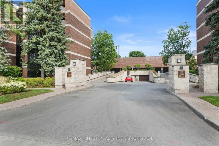 28682071/5-111-echo-drive/ottawa-east/ottawa/ontario/K1S5K8_4