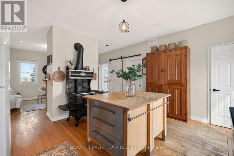 29568130/180-route-500-road/russell-twp/russell/ontario/K4R1E5_17