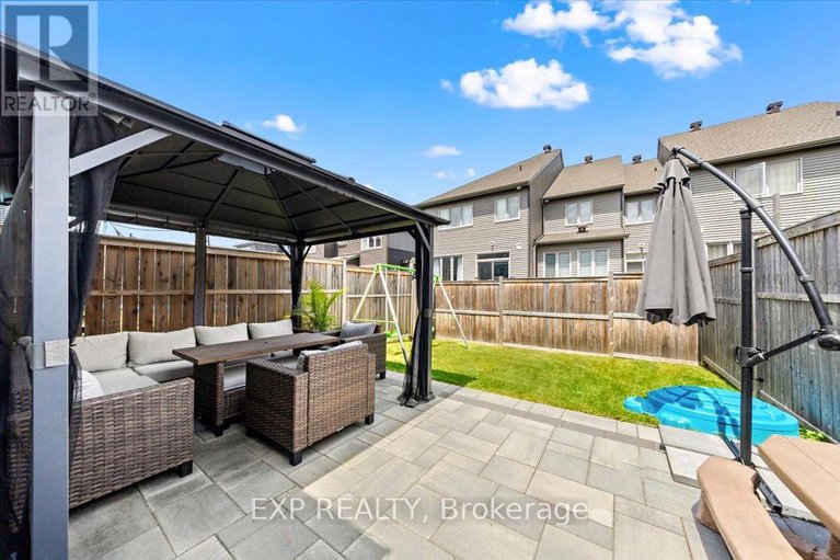 28639752/42-jardiniere-street/remainder-of-stittsville-area/ottawa/ontario/K2S2K3_27