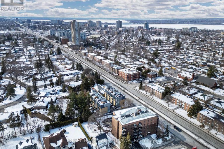 29438662/1890-carling-avenue/mckellar-heightsglabar-park/ottawa/ontario/K2A1E7_45