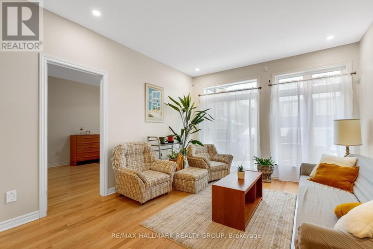 29281423/66-kayenta-street/remainder-of-stittsville-area/ottawa/ontario/K2S2K7_15