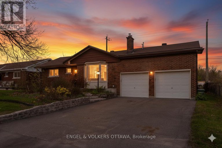 29081108/989-connaught-avenue/queensway-terrace-north/ottawa/ontario/K2B5M7_1