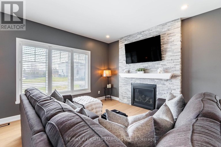 29658311/20309-andrea-avenue/lancaster/south-glengarry/ontario/K0C2C0_7