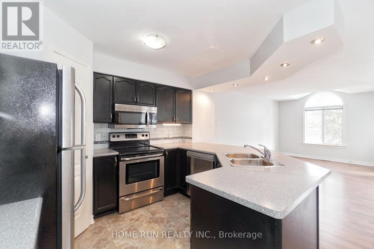 29449527/129-hearst-way/katimavik/ottawa/ontario/K2L4G5_15