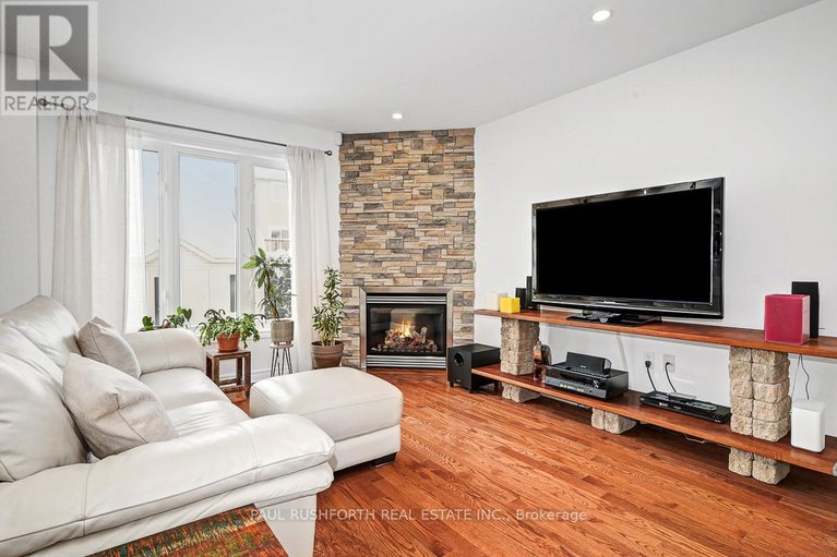 29301136/421-jasper-crescent/town-of-rockland/clarence-rockland/ontario/K4K0C8_7