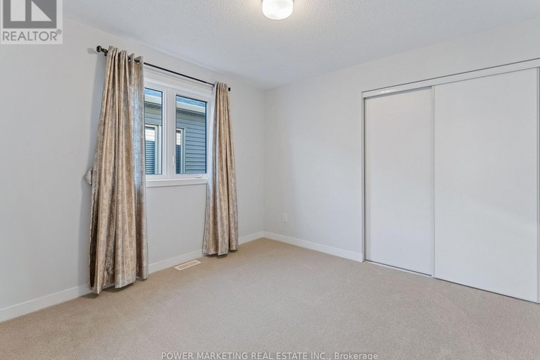 29190311/1017-curraglass-walk/stittsville-north/ottawa/ontario/K2S3A6_21