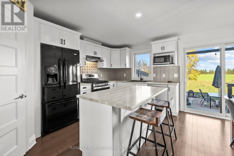 29117349/279-belfort-street/embrun/russell/ontario/K0A1W0_15