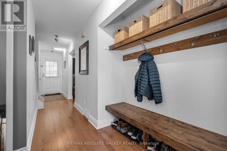 29612924/6289-vorlage-drive/convent-glen-north/ottawa/ontario/K1C2E4_14