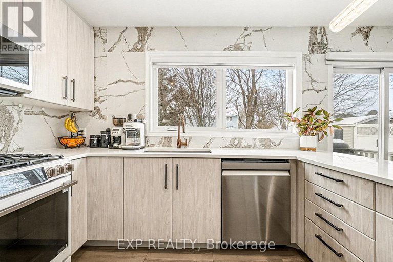 29193783/7-merlin-street/embrun/russell/ontario/K0A1W0_11