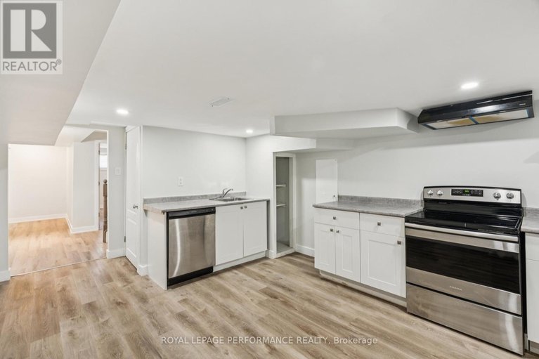 28812440/227-terrapin-terrace/avalon-east/ottawa/ontario/K4A0W3_30