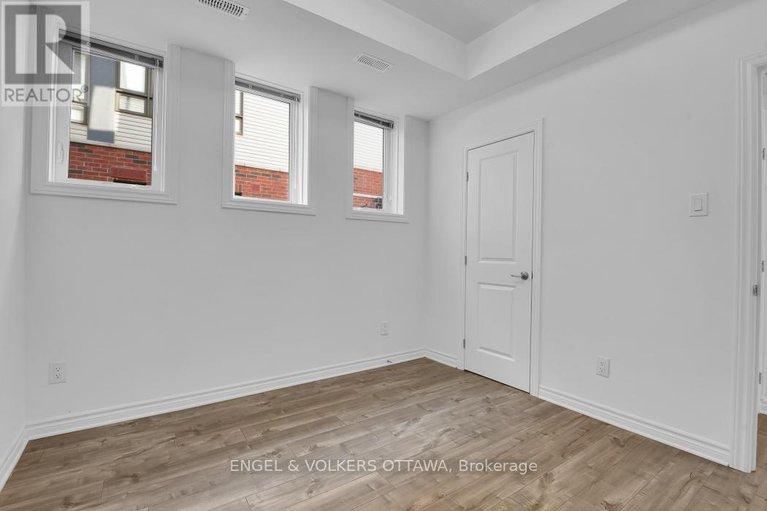 29078977/l-50-jaguar-private/emerald-meadowstrailwest/ottawa/ontario/K2V0J2_30