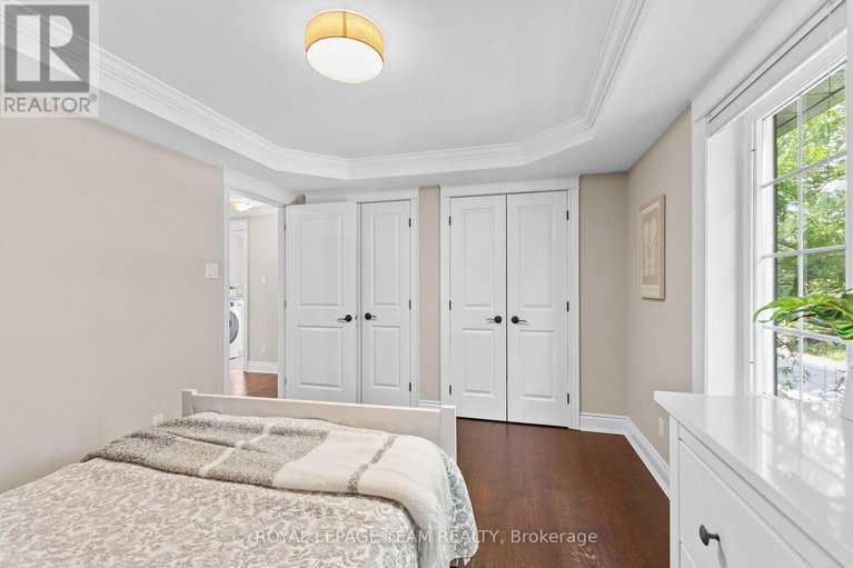 28884510/524-broadview-avenue/mckellarhighland/ottawa/ontario/K2A2L4_23