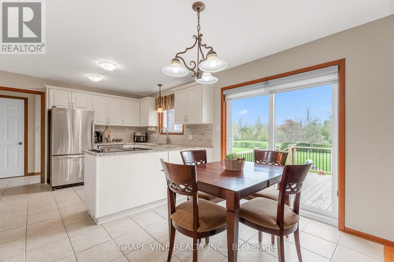28311461/4525-mcneely-road/sarsfieldbearbrook/ottawa/ontario/K4B1J1_16