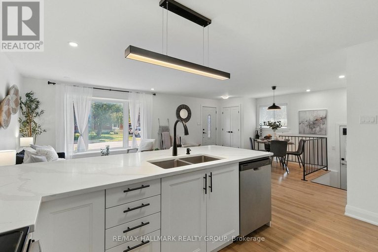 28828000/756-cummings-avenue/castle-heightsrideau-high/ottawa/ontario/K1K2L1_7