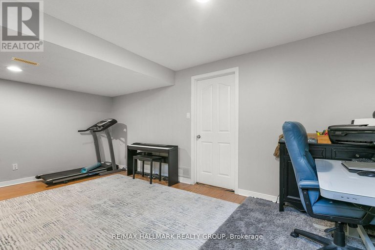 29239373/31-saddlesmith-circle/emerald-meadowstrailwest/ottawa/ontario/K2M2Y8_27