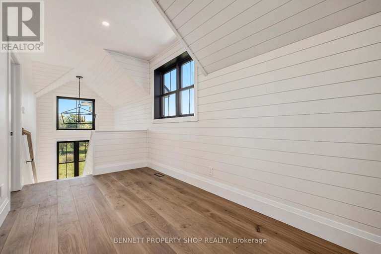 28166284/3978-squire-road/south-glengarry-charlottenburgh-twp/south-glengarry/ontario/K0C1B0_18