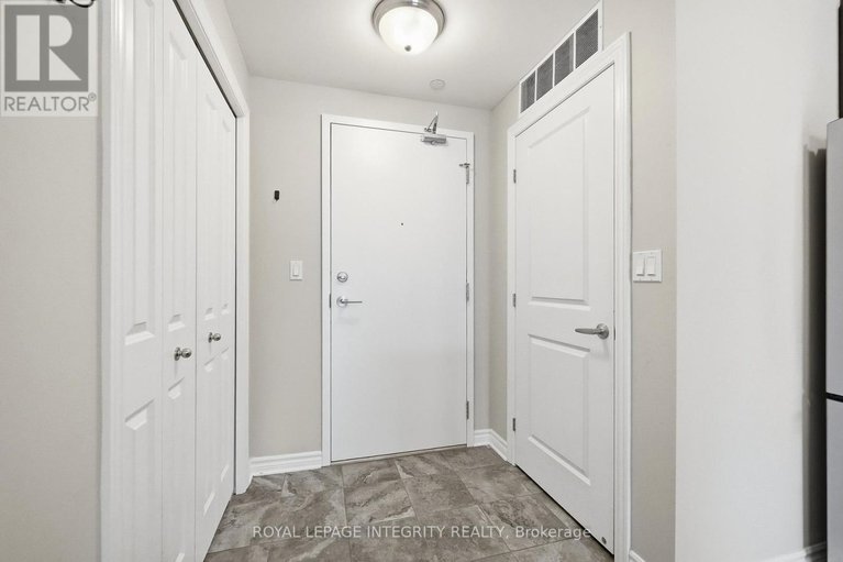 29678406/412-120-prestige-circle/chatelaine-village/ottawa/ontario/K4A1B4_6