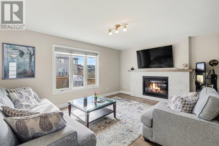 29675928/540-lucent-street/village-of-russell/russell/ontario/K4R0E7_6