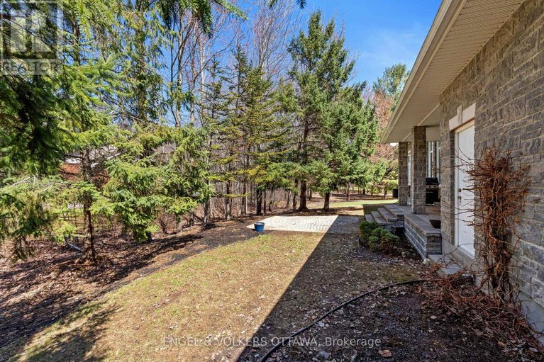 29642089/6370-emerald-links-drive/greely/ottawa/ontario/K4P1M4_35