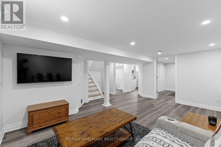 28783235/1622-drake-avenue/riverview-park/ottawa/ontario/K1G0L8_22