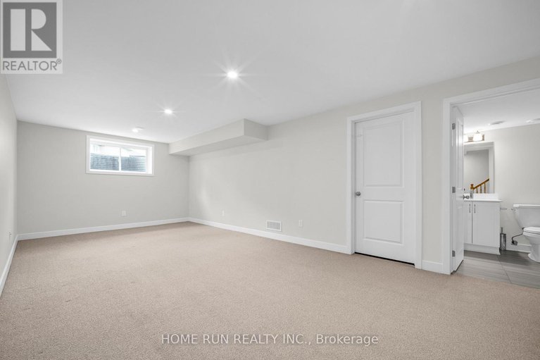 28583637/4946-abbott-street/emerald-meadowstrailwest/ottawa/ontario/K2V0M6_33