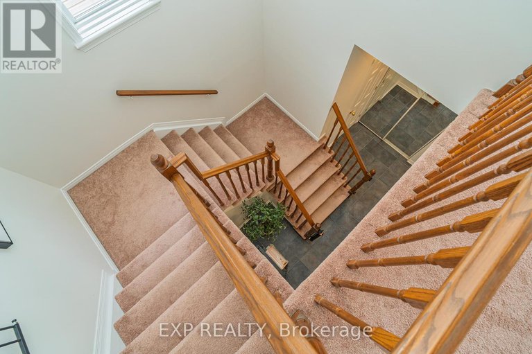 28394255/1091-rocky-harbour-crescent/riverside-southgloucester-glen/ottawa/ontario/K1V1V4_33