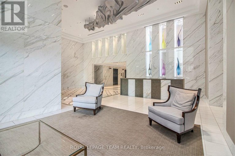 29581122/406-111-champagne-avenue-s/west-centre-town/ottawa/ontario/K1S5V3_5